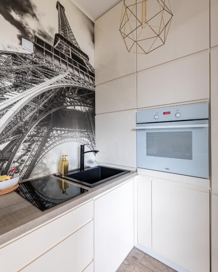 Kierbedzia 6 - Bezplatny Podziemny Parking - Free Parking - Piekny Ogrodek Z Tarasem - 2Km Lazienki Krolewskie - Wifi - Smart Tv 50 Cali - Good Apartments Varsovia Exterior foto