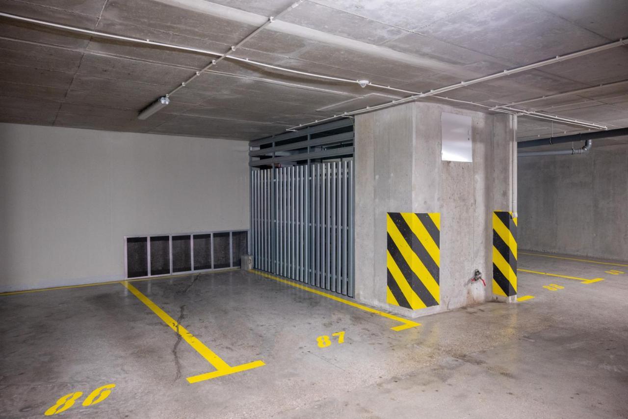 Kierbedzia 6 - Bezplatny Podziemny Parking - Free Parking - Piekny Ogrodek Z Tarasem - 2Km Lazienki Krolewskie - Wifi - Smart Tv 50 Cali - Good Apartments Varsovia Exterior foto